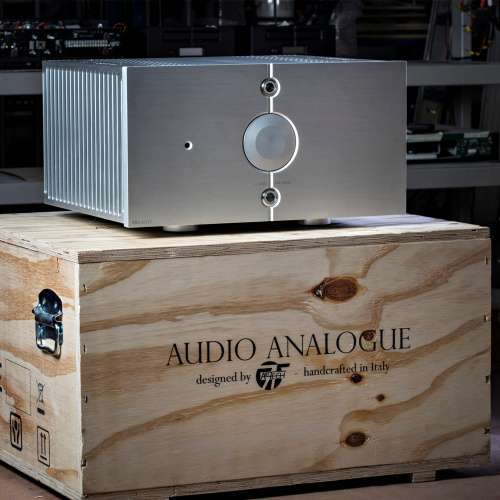 Интегральный усилитель Audio Analogue ABsolute Silver купить фото 3