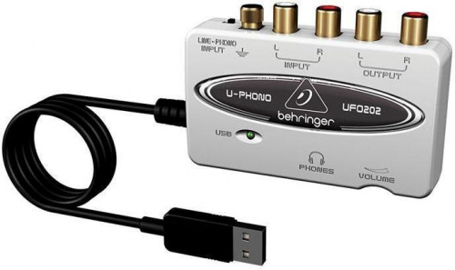 Behringer UFO202 - цифровой аудиоинтерфейс с предусилителем, для оцифровывания записи с ленты и вини купить