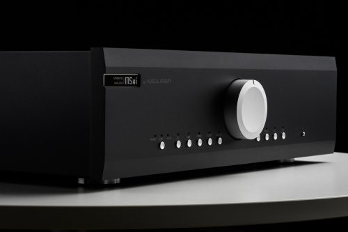 Интегральный усилитель Musical Fidelity M5xi black купить фото 10