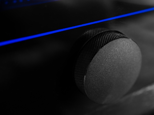 AV ресивер Emotiva MR-1 купить фото 10