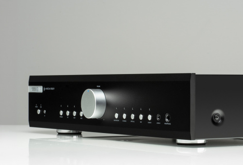 Интегральный усилитель Musical Fidelity B1xi black купить фото 3