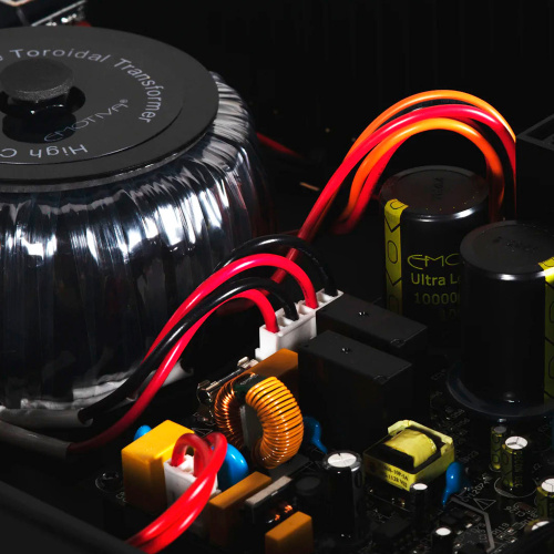 Моноусилитель мощности Emotiva A1 купить фото 7