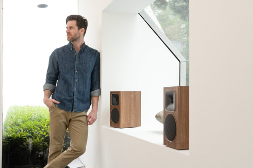 Полочная акустика Martin Logan Foundation B1 Walnut купить фото 10
